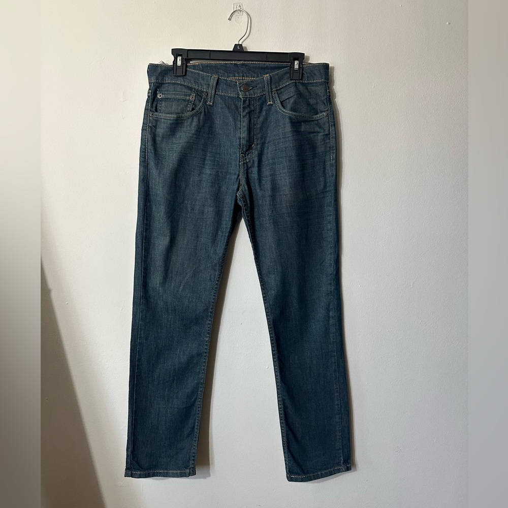 Men’s Levi jeans